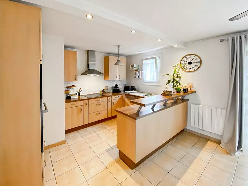 Maison, 75 m²