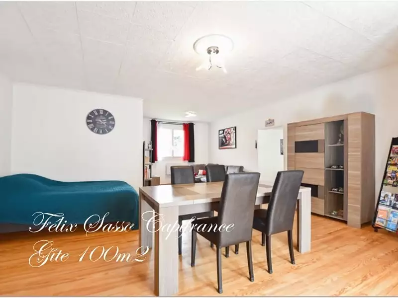 Maison, 220 m²