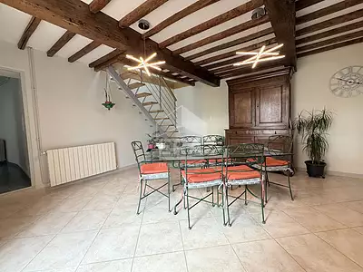 Maison, 218,37 m²