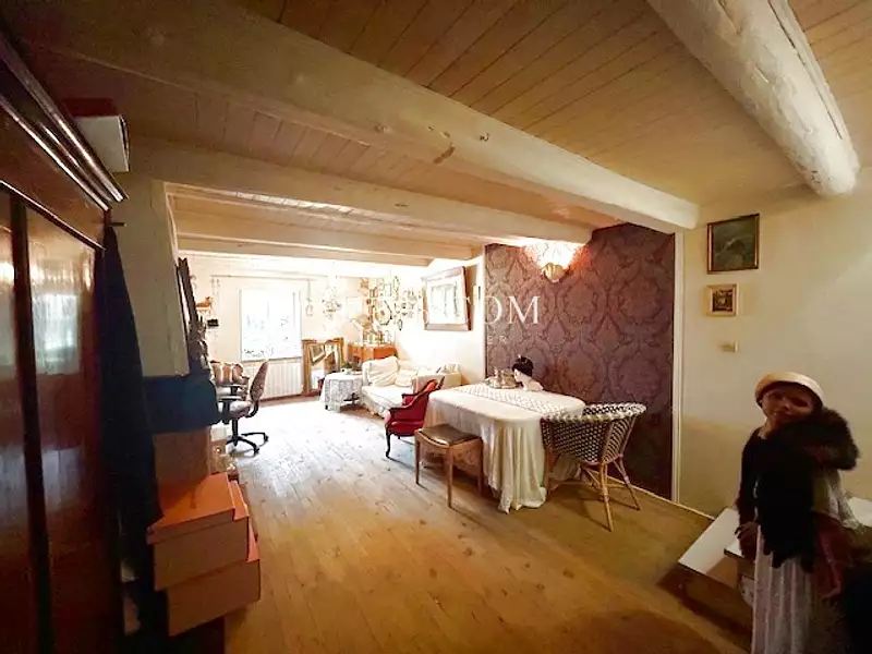 Maison, 165 m²