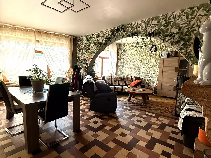 Maison, 168 m²