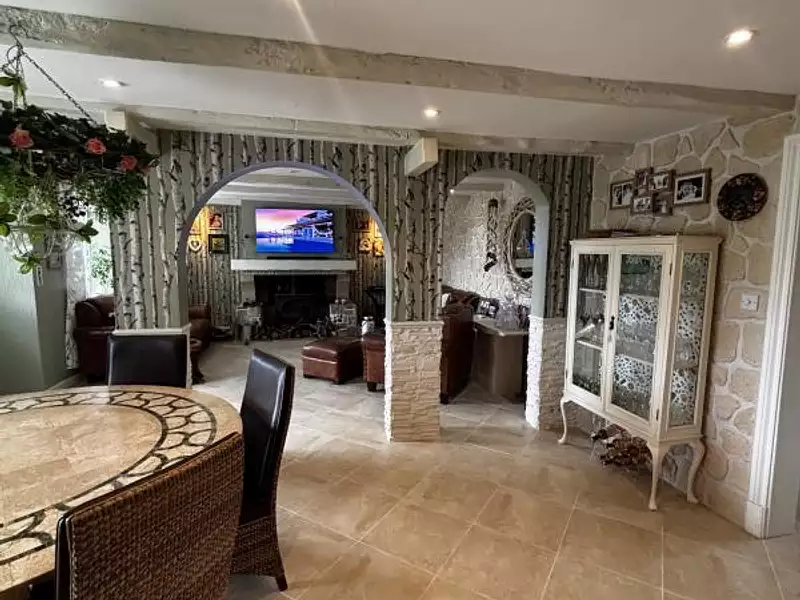 Maison, 265 m²