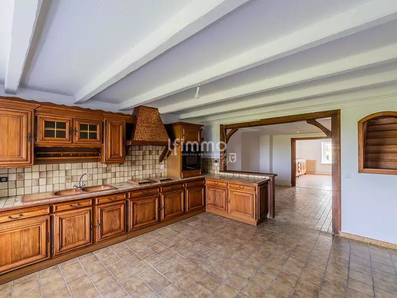 Maison, 218 m²