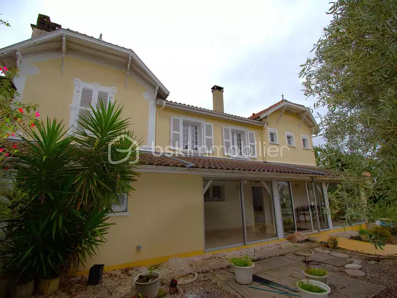 Maison, 229 m²