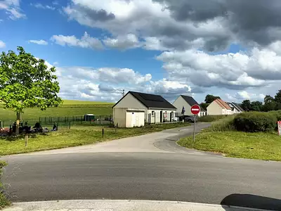 Terrain, 713 m²