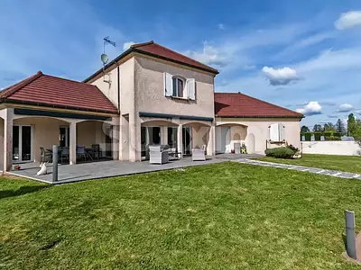 Maison, 174 m²