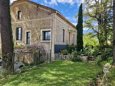 Maison, 280 m²