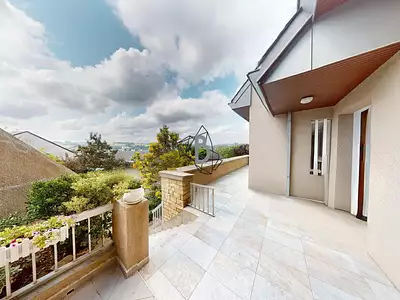 Maison, 165 m²
