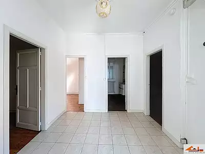 Immeuble, 150 m²