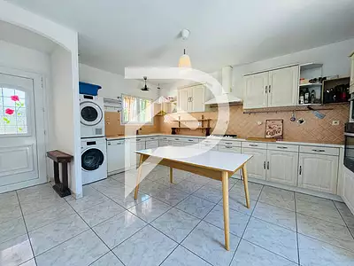 Maison, 160 m²