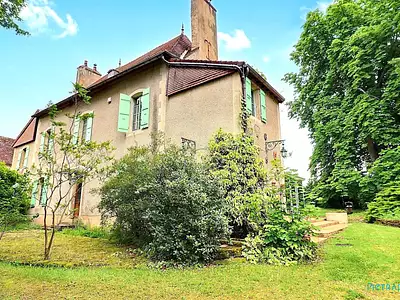 Maison, 248 m²