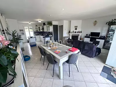 Maison, 102 m²