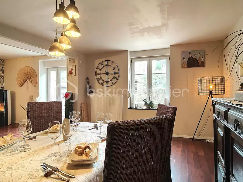 Maison, 179 m²