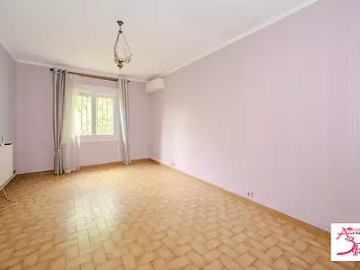 Maison, 243 m²