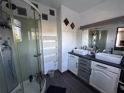 Maison, 180 m²