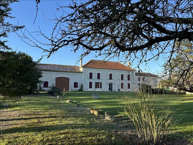 Maison, 306 m²