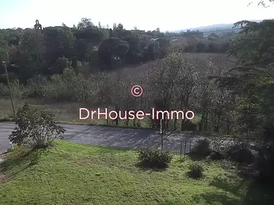 Terrain, 1 023 m²