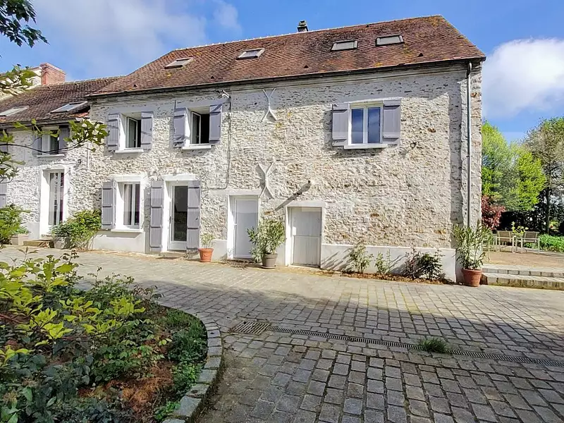 Maison, 269 m²