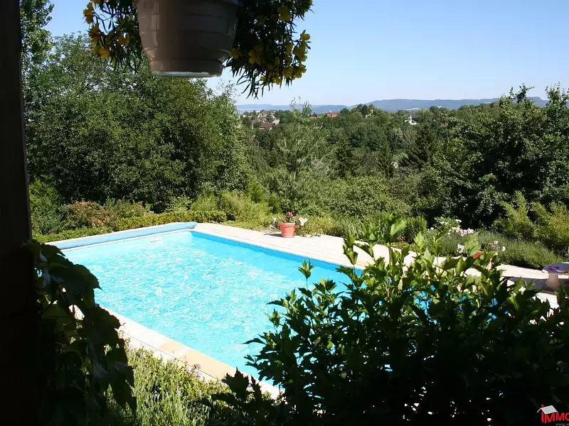 Maison, 195 m²