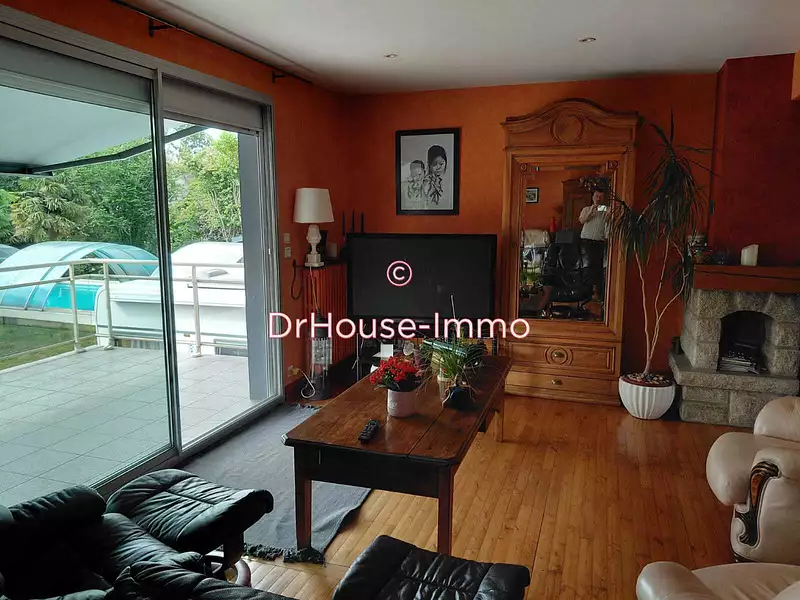 Maison, 159 m²