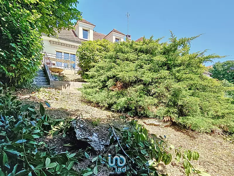 Maison, 190 m²