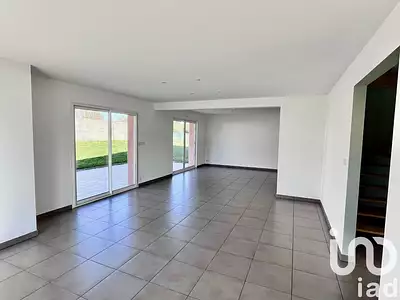 Maison, 180 m²