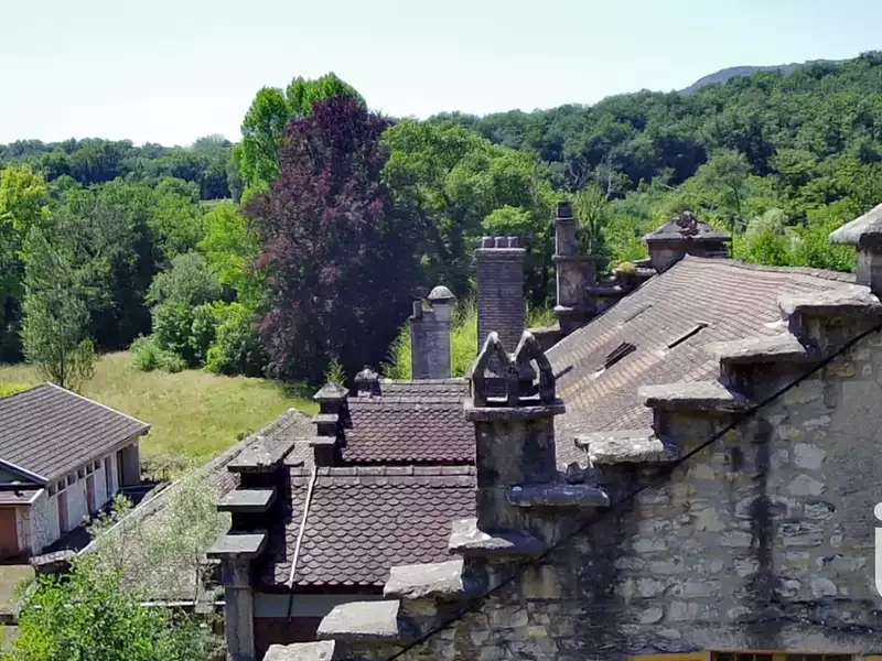 Maison, 780 m²