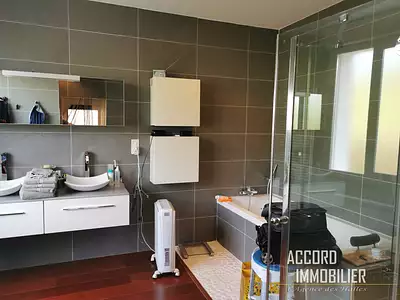 Maison, 228 m²