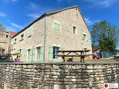 Maison, 260 m²