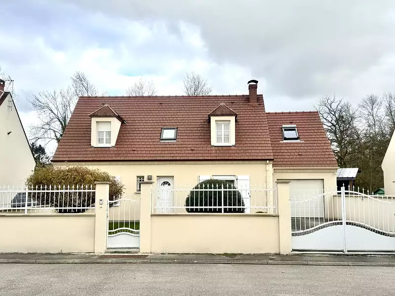 Maison, 121 m²