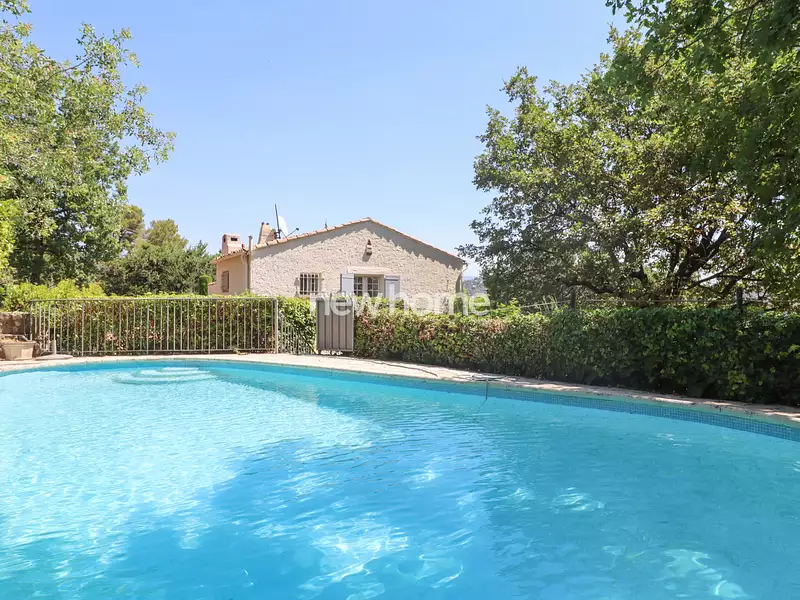 Maison, 128 m²