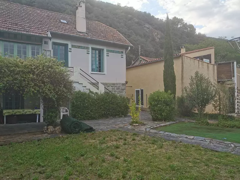 Maison, 231 m²