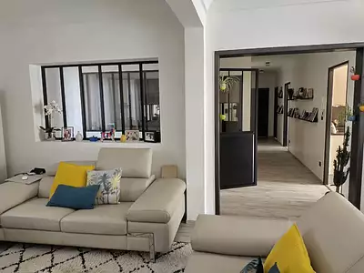 Maison, 235 m²