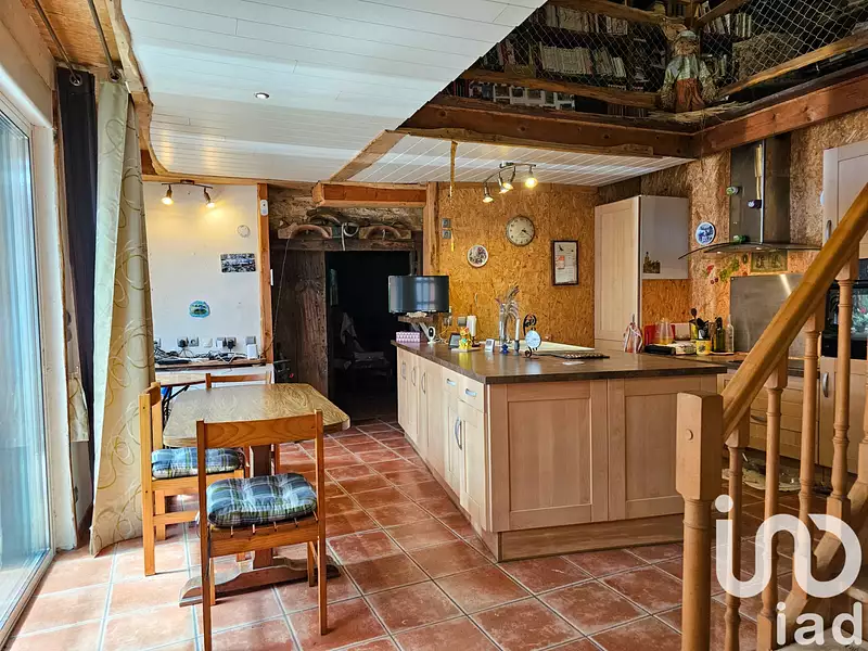 Maison, 222 m²