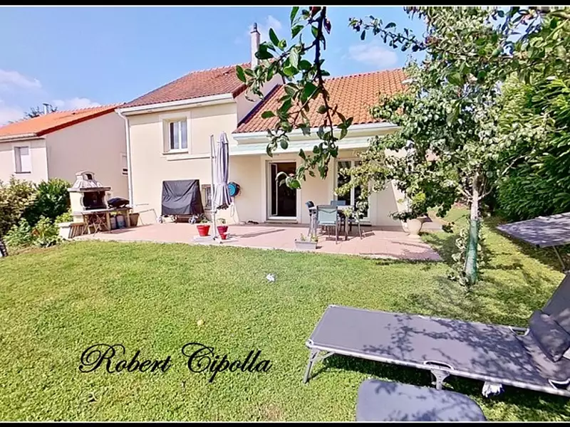 Maison, 135 m²