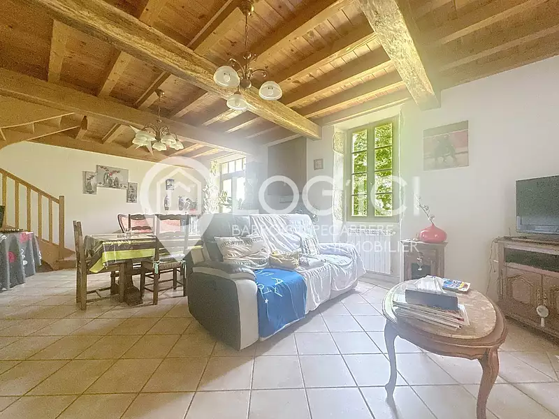 Maison, 162 m²