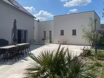 Maison, 280 m²