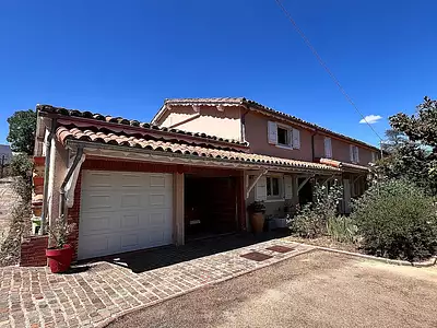 Maison, 220 m²
