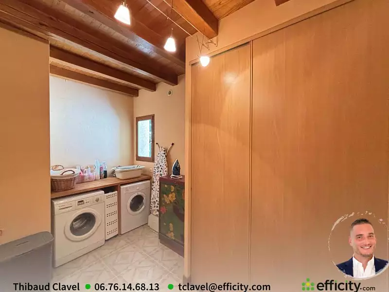 Maison, 215 m²