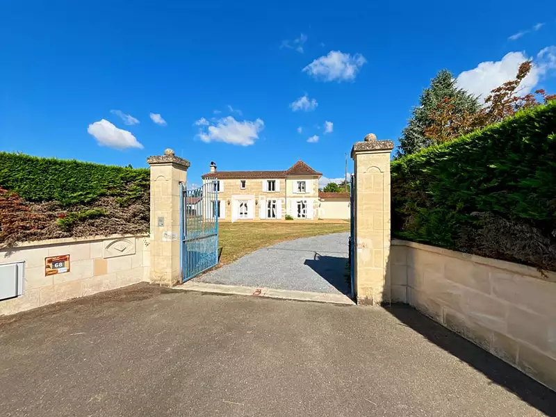 Maison, 177 m²