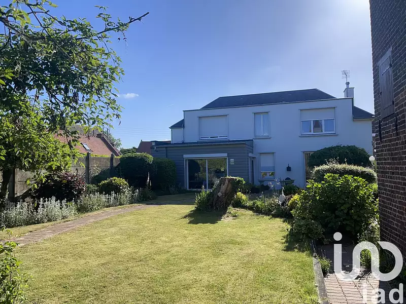 Maison, 180 m²