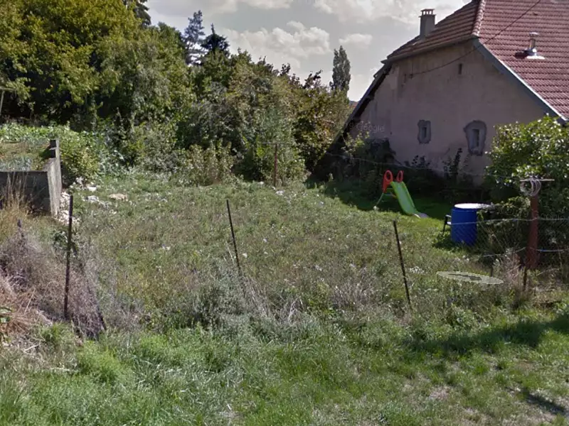 Terrain, 411 m²