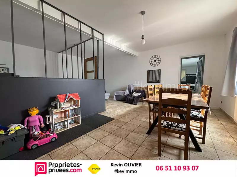 Maison, 163 m²
