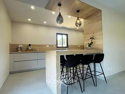 Maison, 170 m²