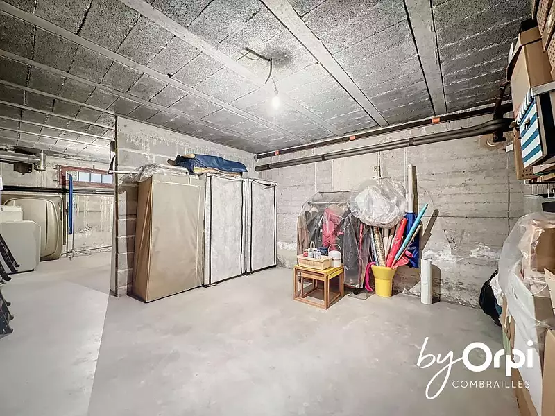 Maison, 319 m²