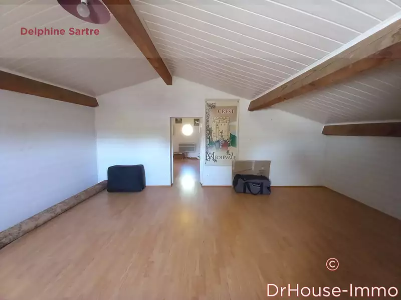 Maison, 216 m²