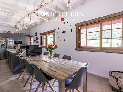 Maison, 240 m²