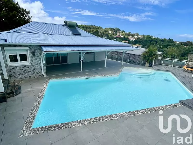 Maison, 180 m²