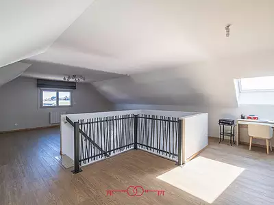 Maison, 270 m²