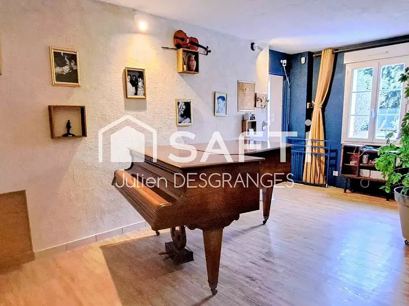 Maison, 270 m²